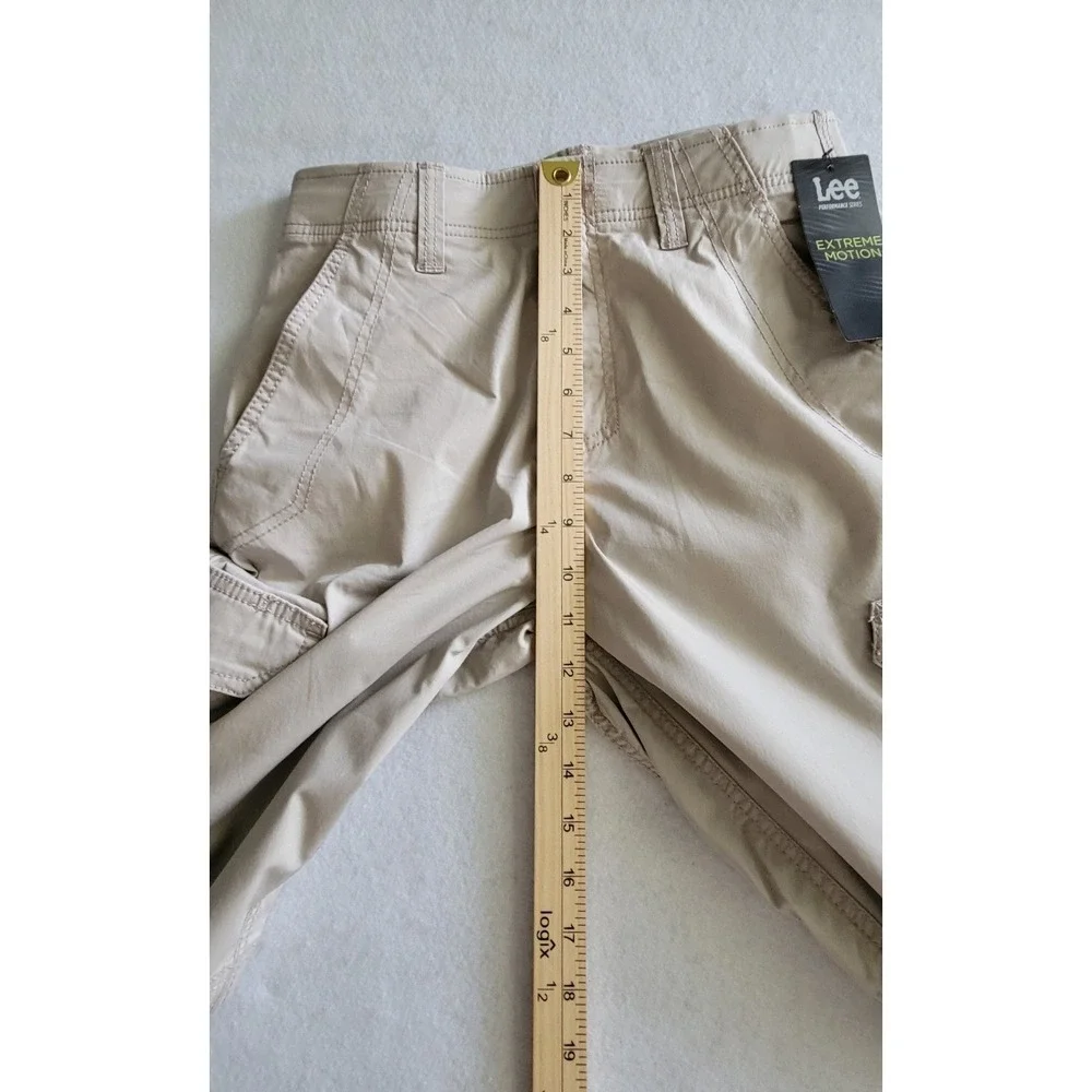 Lee‎ Extreme Motion Cargo Shorts 28 Flex Waistband Performance Stretch New NWT